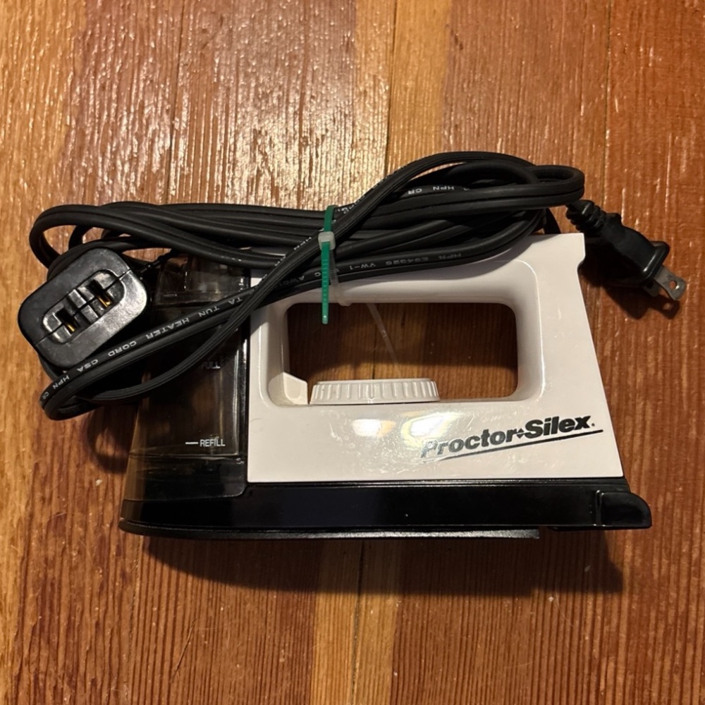 Vintage Proctor Silex Steam Travel Iron